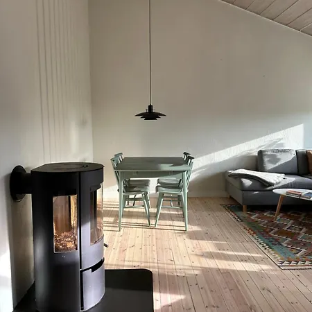 Cozy For Ons 2024 Apartment